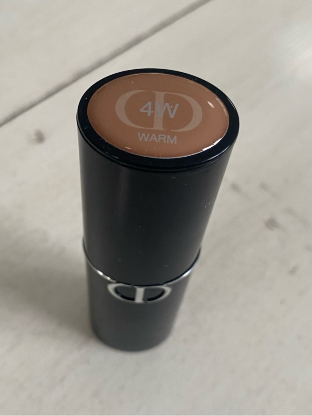 Christian Dior  Forever Skin Perfect 4 W Stick Foundation
